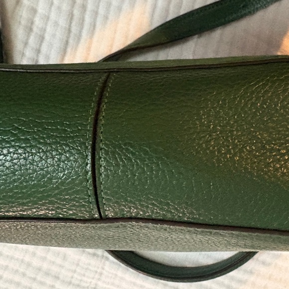 Beautiful Green Leather Coach Handbag - Picture 5 of 6